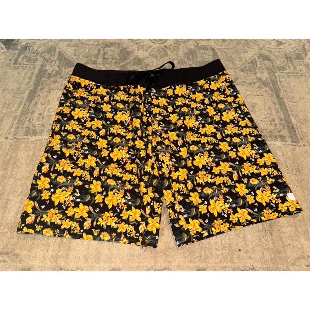 AVID Iconic Board Shorts‎ Yellow Honey Hole Floral Fish Mens Sz 38 Stretch